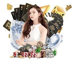 Android home screen showing Kembang Kempis in card games section